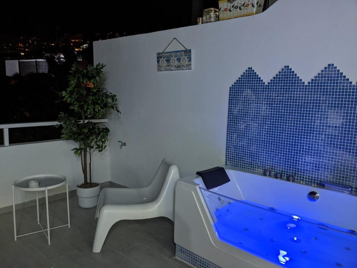 Jacuzzi Suite, Sueno De Pakito Costa Adeje  Exterior photo
