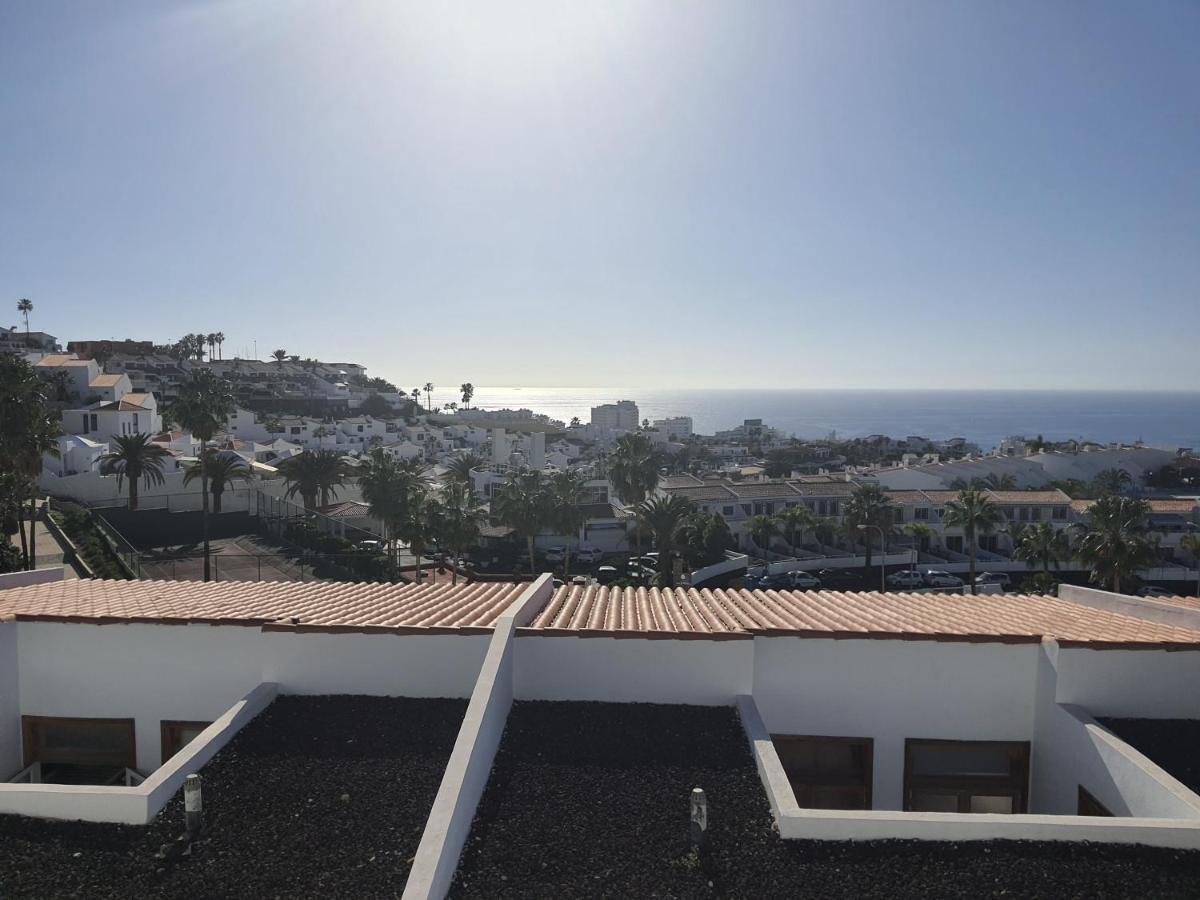 Jacuzzi Suite, Sueno De Pakito Costa Adeje  Exterior photo